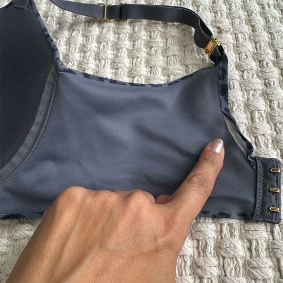 Victoria's Secret Leopard Print Underwire Bra 34DDD Padded Adjustable Straps - Picture 4 of 9